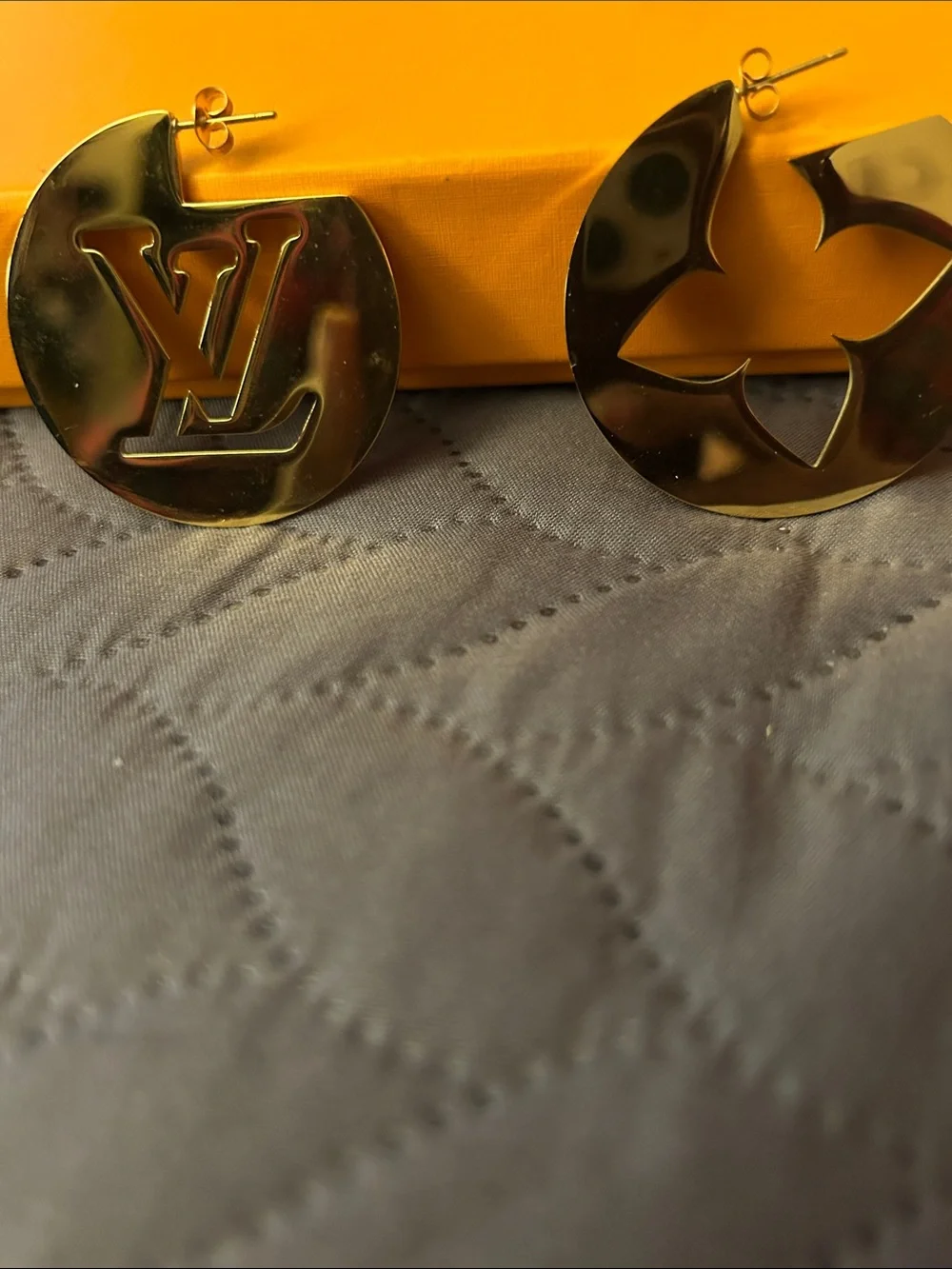 Gold Decorative Phone Charm Accent
